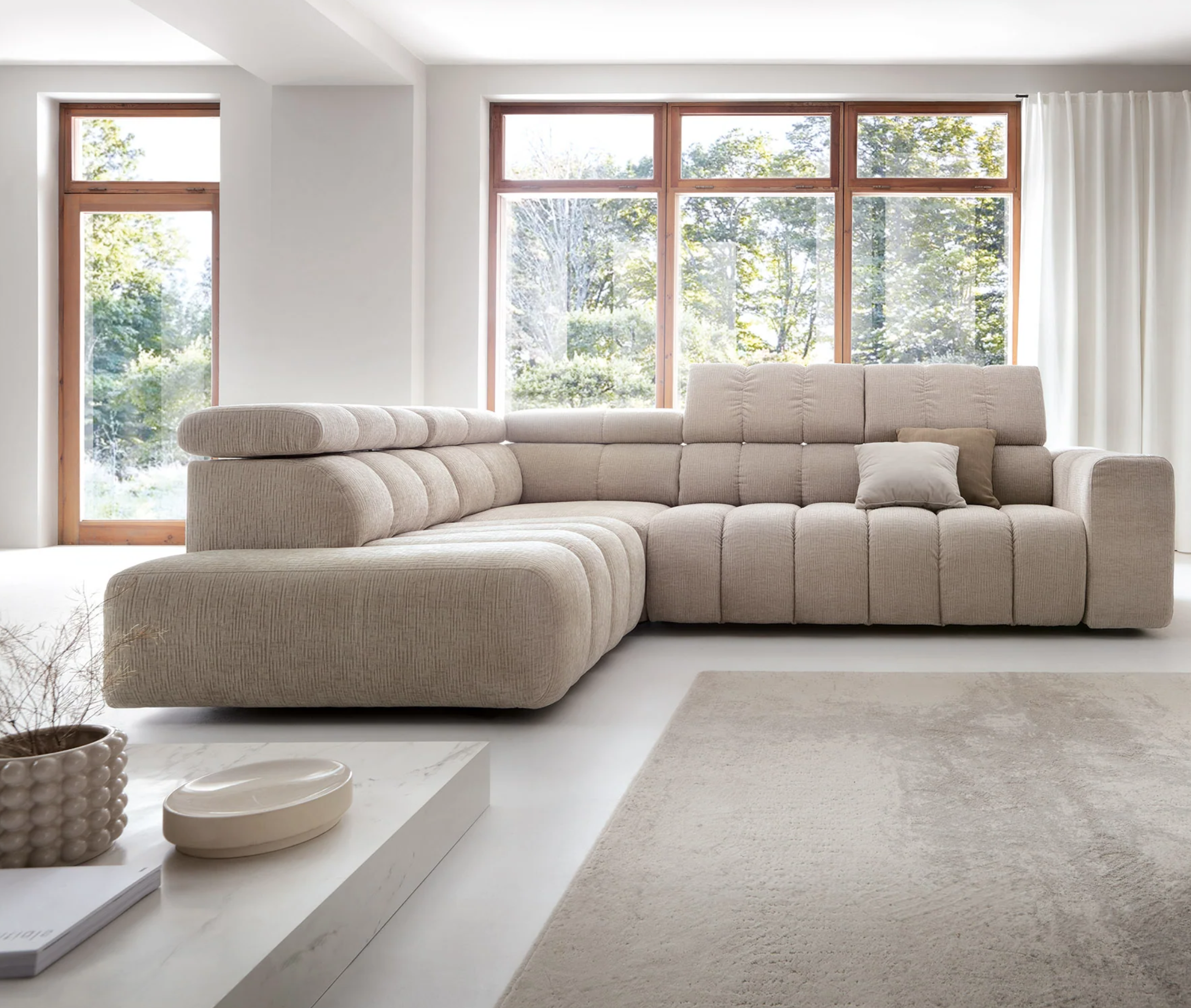 Colțar Noella, Extensie Electrică Șezut, Tetiere Reglabile, Spumă HR Premium, Design Modern Luxury