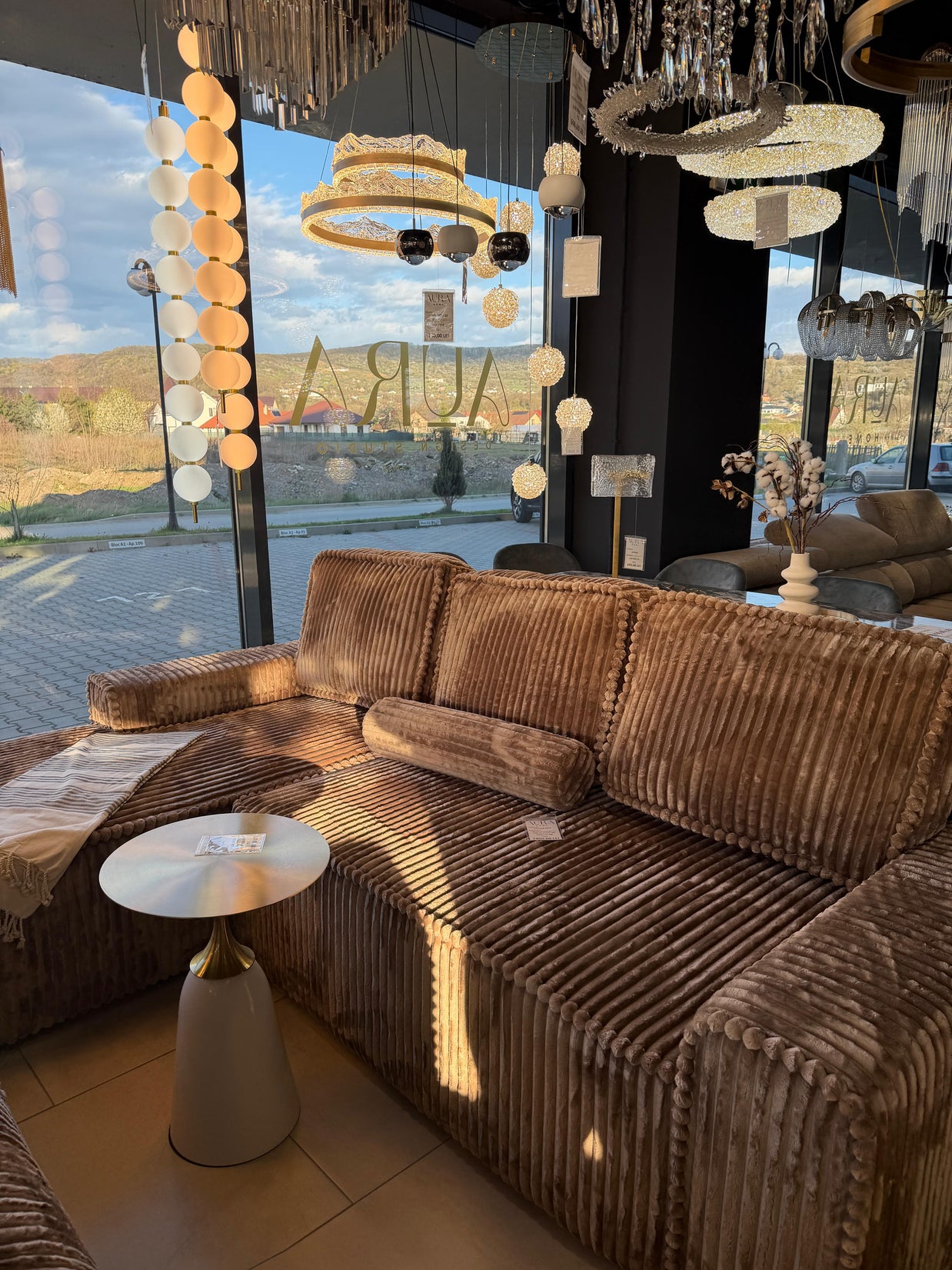 Colțar Extensibil Riva, 255 cm, Pat 200 x 160 cm, Șezlong 170 cm, Design Modern Premium